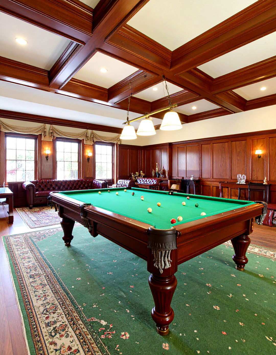 Classic Gentlemans Club Game Room - 24 Luxury Game Room Ideas