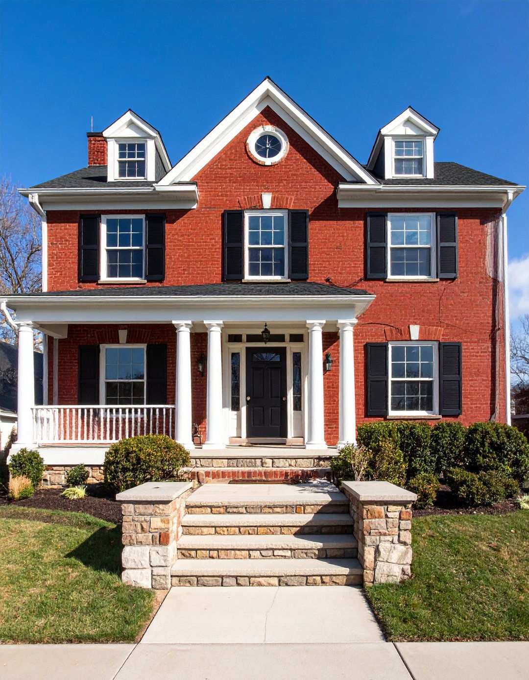 Classic Red Brick Colonial Design - 24 red home exterior ideas