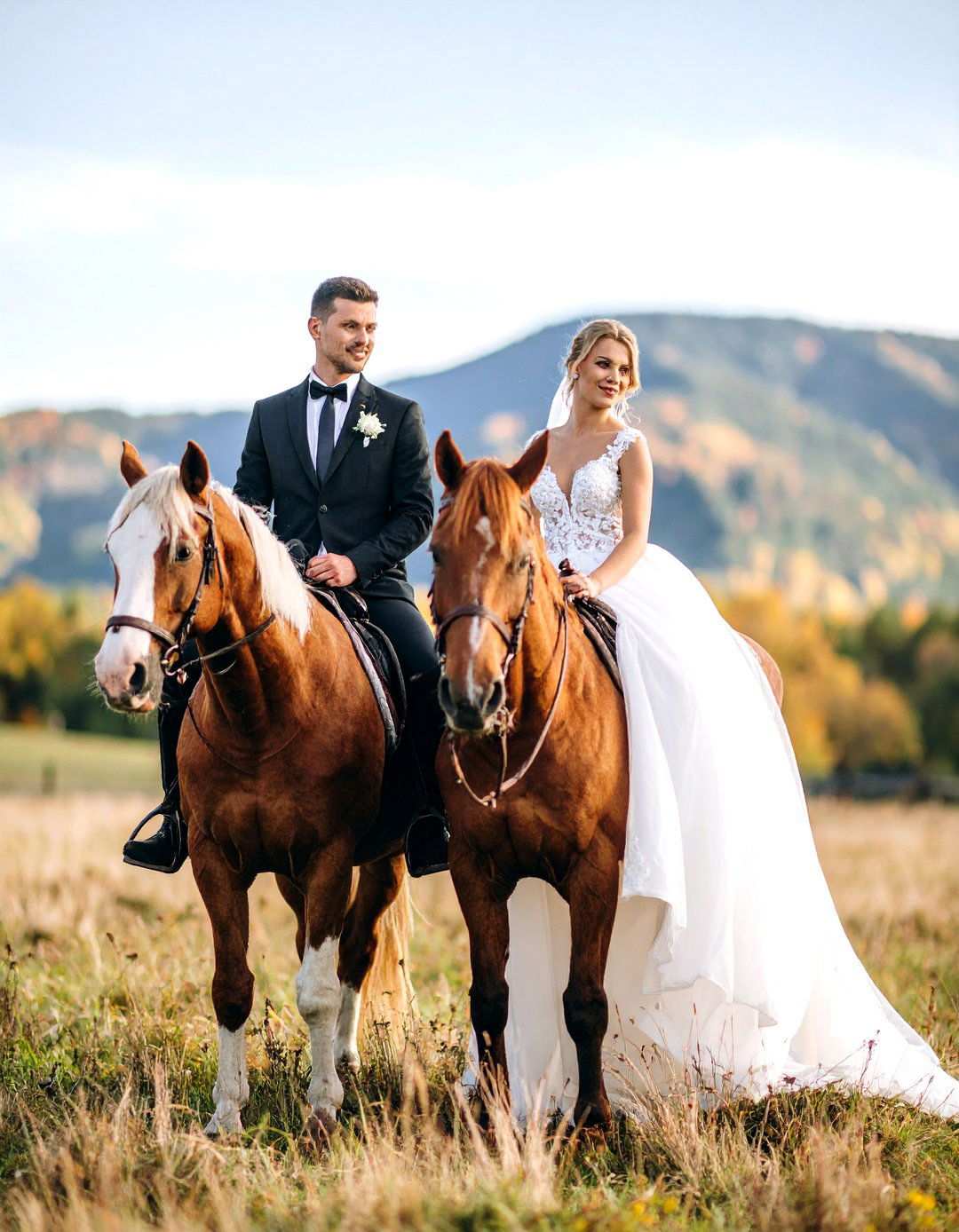Horseback Wedding Portraits - 24 Western Wedding Ideas