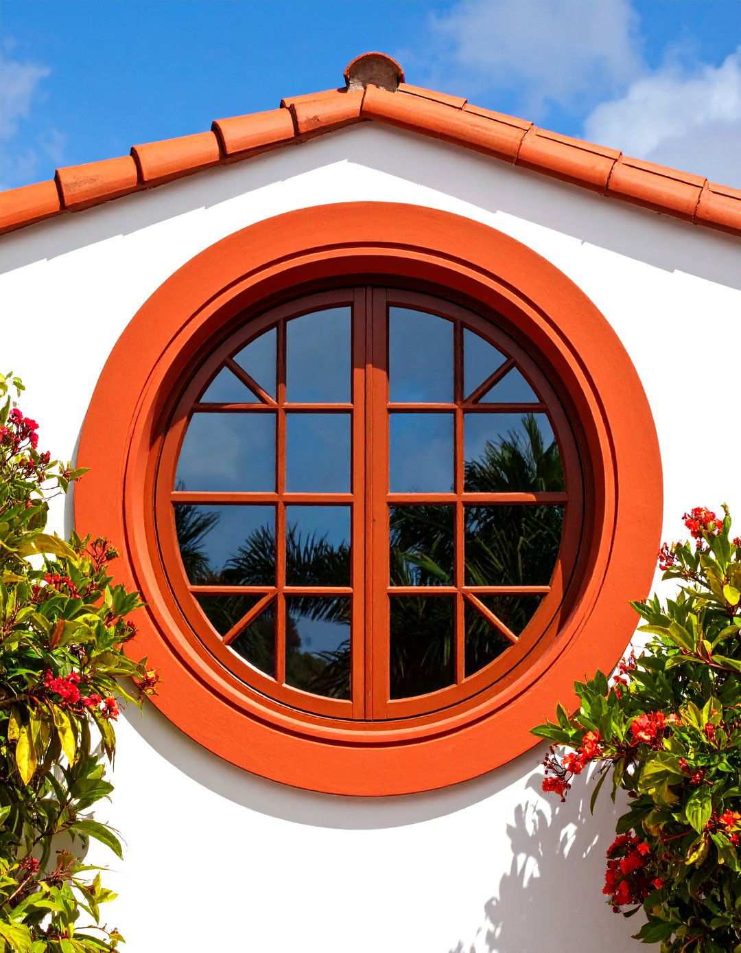 Round and Circular Accent Windows - 24 spanish style windows