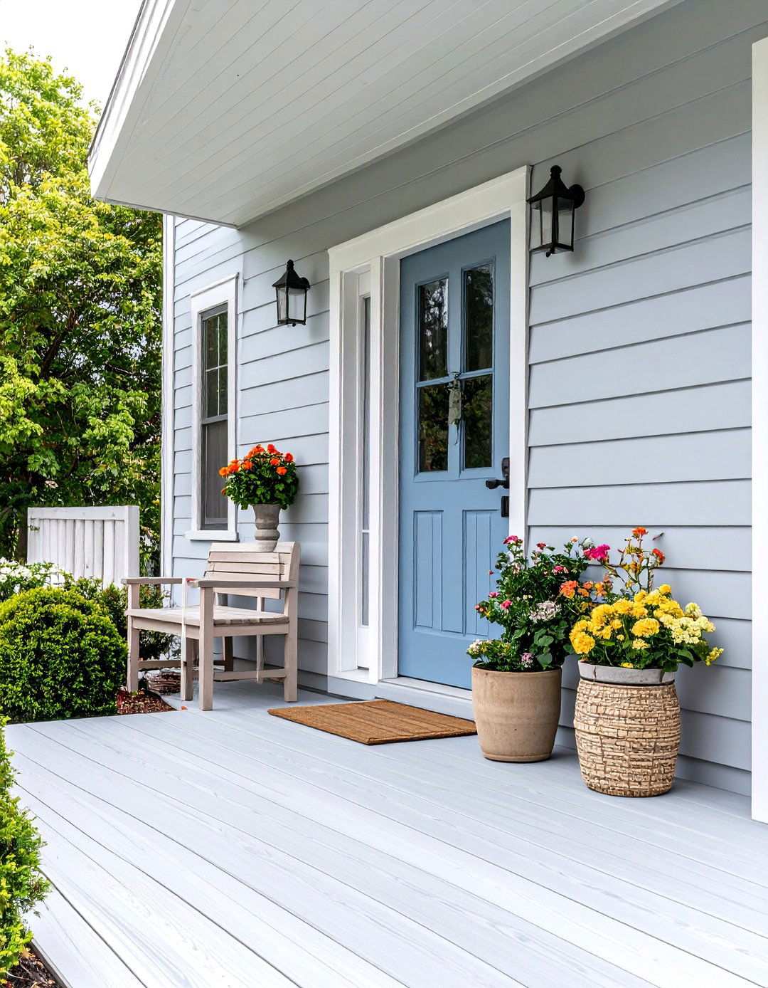 Scandinavian Minimalist Light Gray Shiplap - 24 Shiplap Wall Entryway Ideas